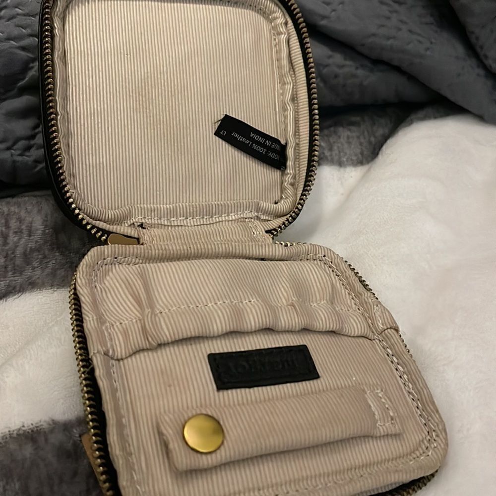Margot new york black leather julia travel jewlerly case - Picture 4 of 4